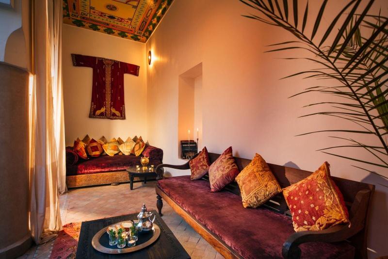 Riad Darhani - Lobi