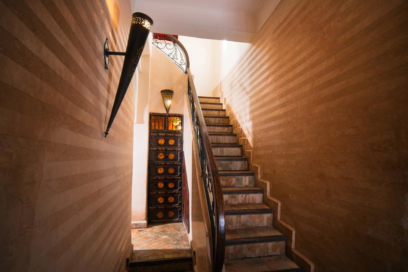 Riad Darhani - Oda