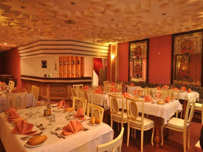 Palmyra Holiday Resort & Spa - Families and Couple - Restoran