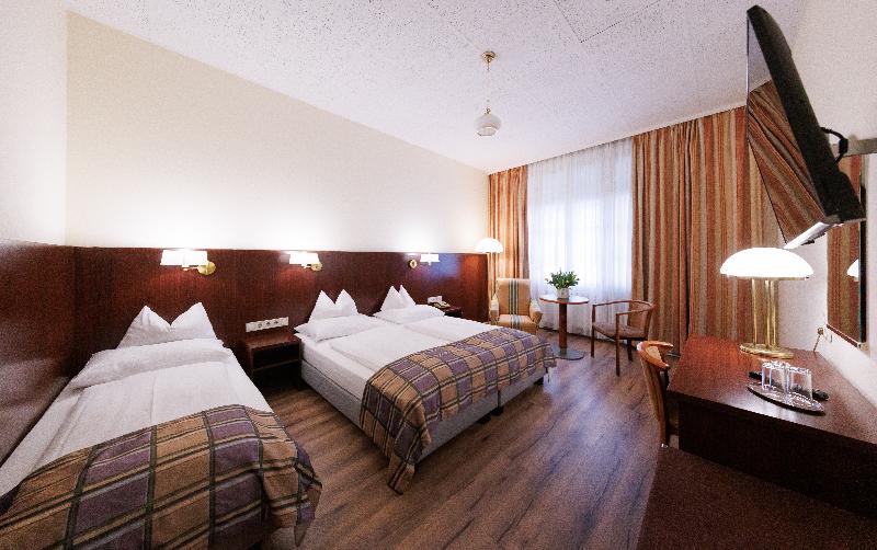 Hotel Pension Continental - Oda