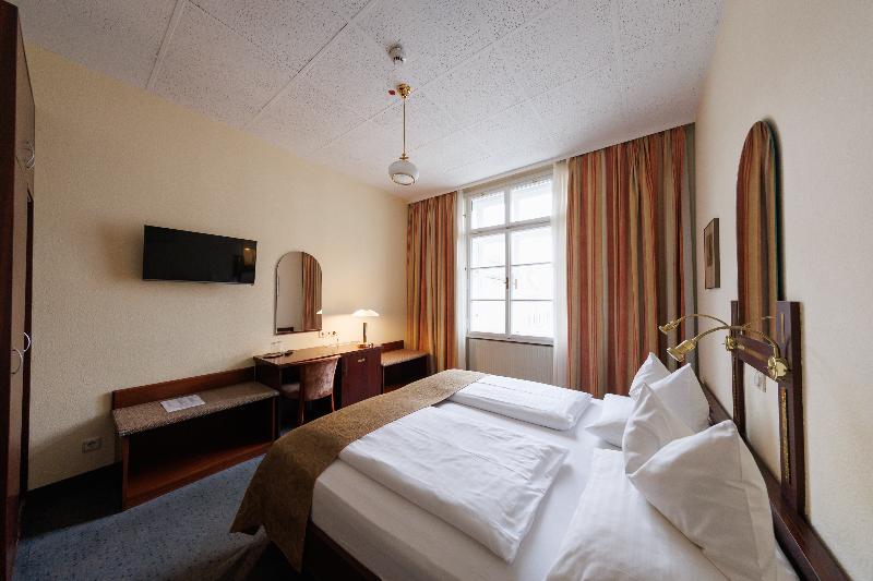 Hotel Pension Continental - Oda