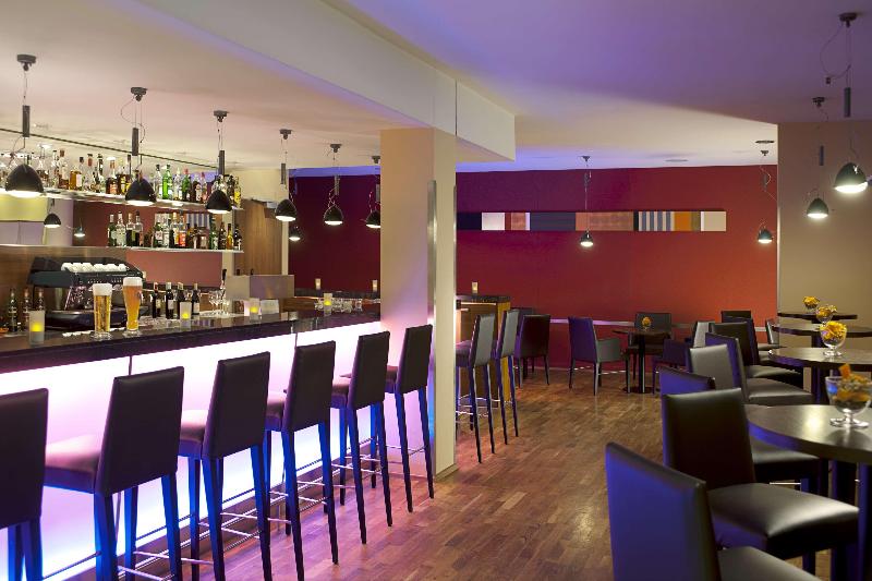 NH München Ost Conference Center - Bar