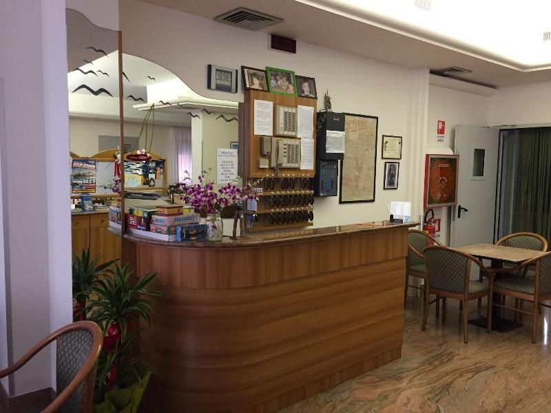 Hotel Nuova Doel - Lobi