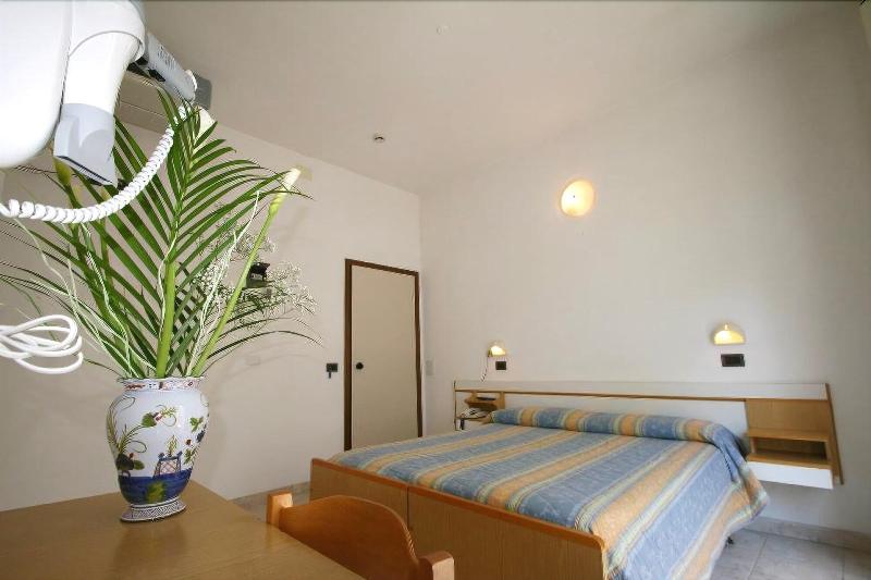Hotel Oasi Del Mare - Oda