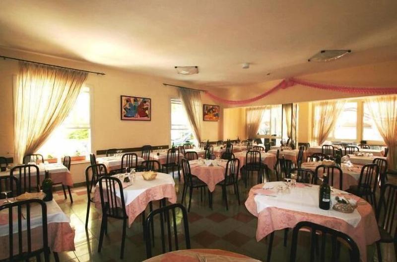 Hotel Oasi Del Mare - Restoran