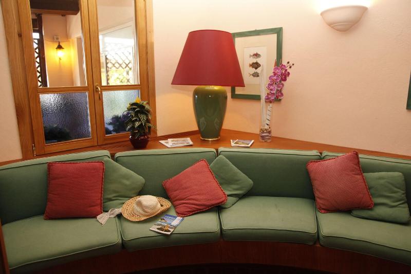 Hotel Lo Scirocco - Lobi