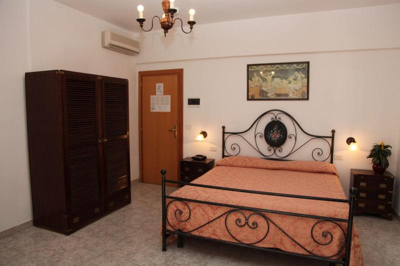 Hotel Lo Scirocco - Oda