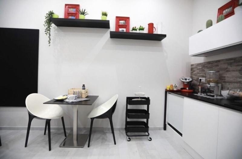 Chiaia Guest House - Restoran