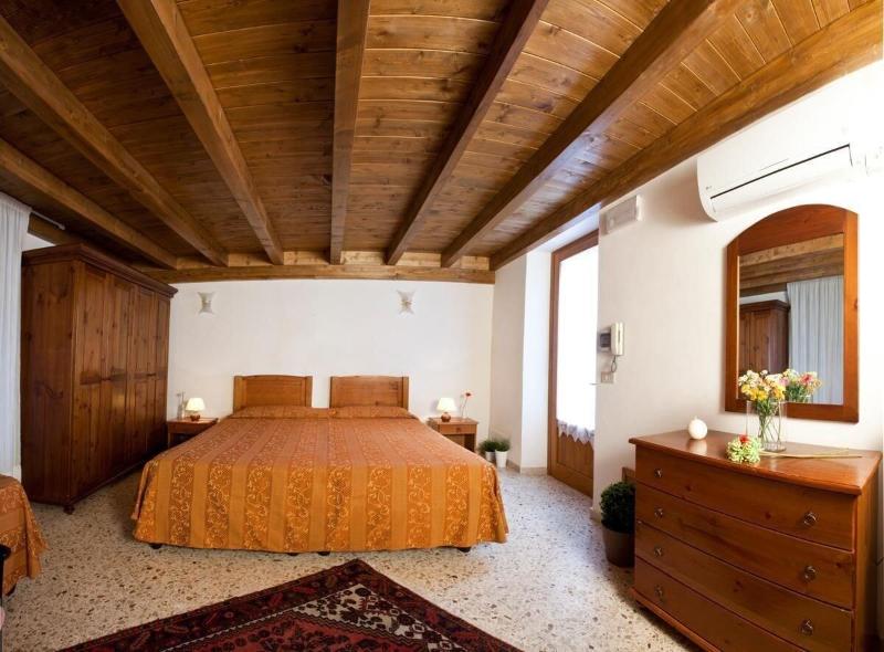 Camere Di Ulisse - Oda