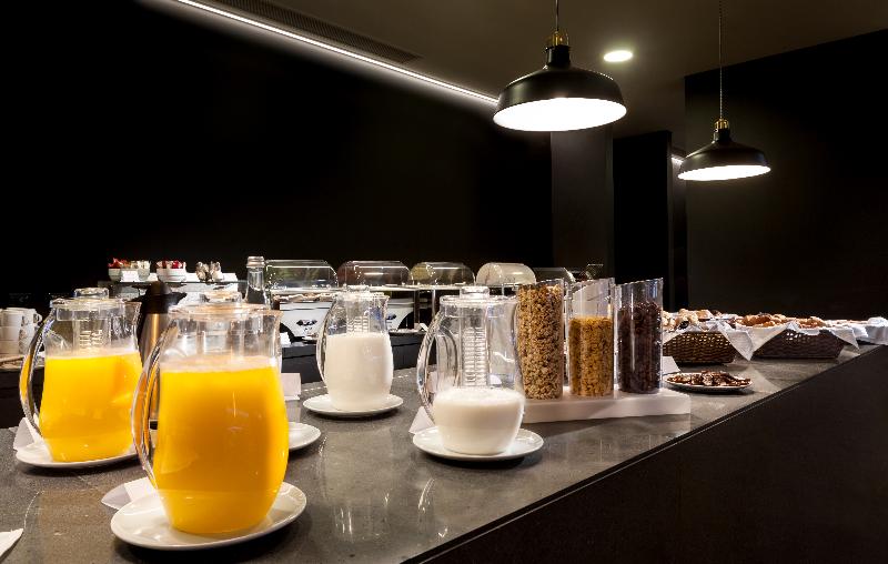 Neat Hotel Avenida - Bar