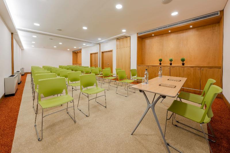 Neat Hotel Avenida - Toplantı