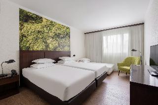 Neat Hotel Avenida fotoÄŸrafÄ±