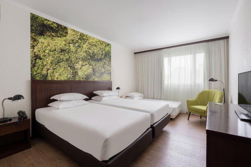 Neat Hotel Avenida - Oda