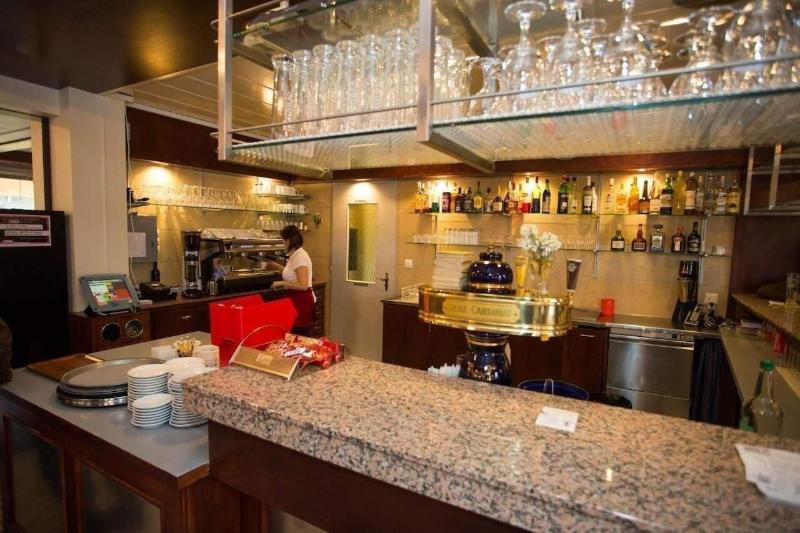 Escale Hôtel - Bar