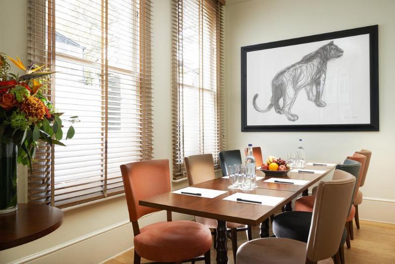 Kensington House Hotel - Genel