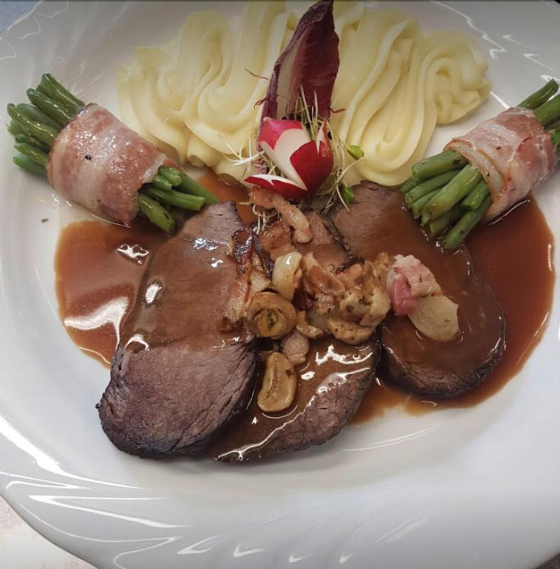 Hotel Restaurant Jura - Restoran