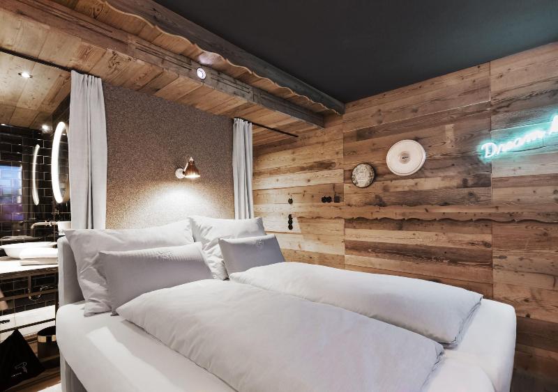 Sepp - Alpine Boutique Hotel - Oda