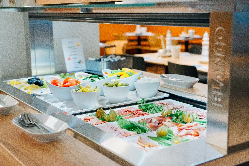 myNext - Hotel Leo - Restoran