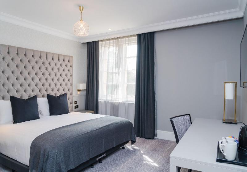 Easthampstead Park - Re opening Nov2020 after full - Oda