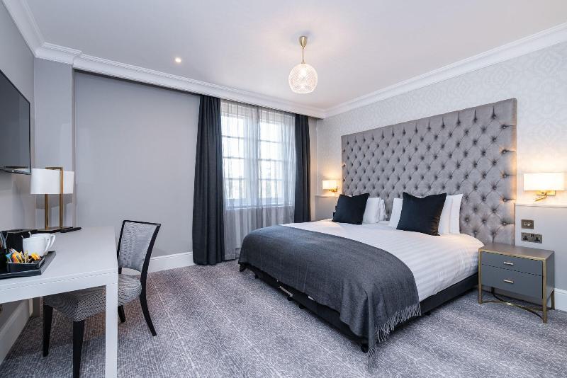 Easthampstead Park - Re opening Nov2020 after full - Oda