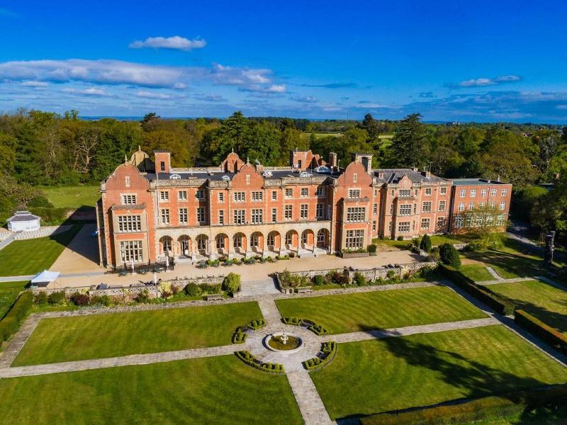 Easthampstead Park - Re opening Nov2020 after full - Oda
