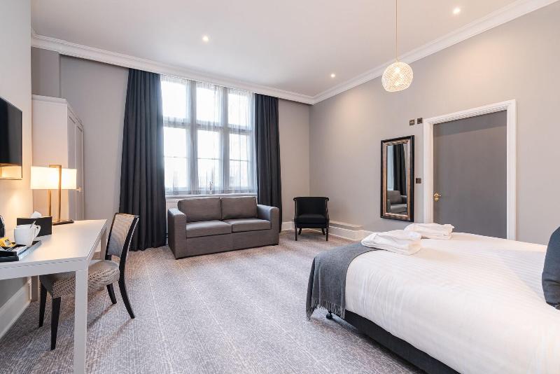 Easthampstead Park - Re opening Nov2020 after full - Oda