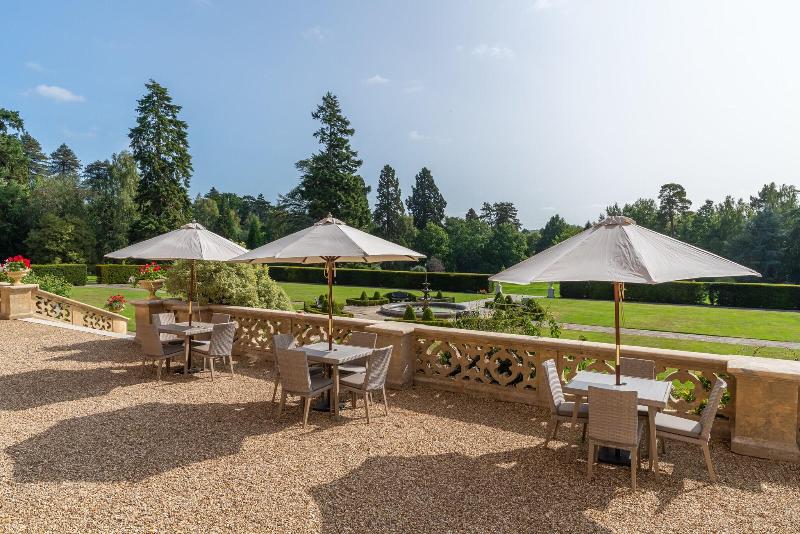 Easthampstead Park - Re opening Nov2020 after full - Teras