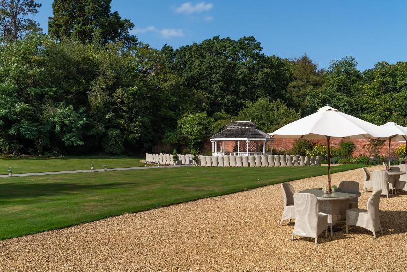 Easthampstead Park - Re opening Nov2020 after full - Teras