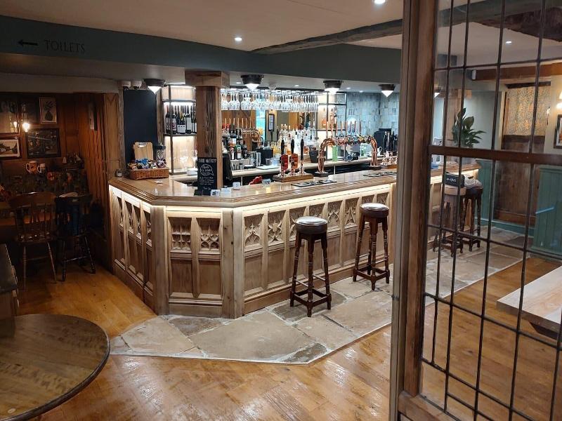 The Red Lion - Bar