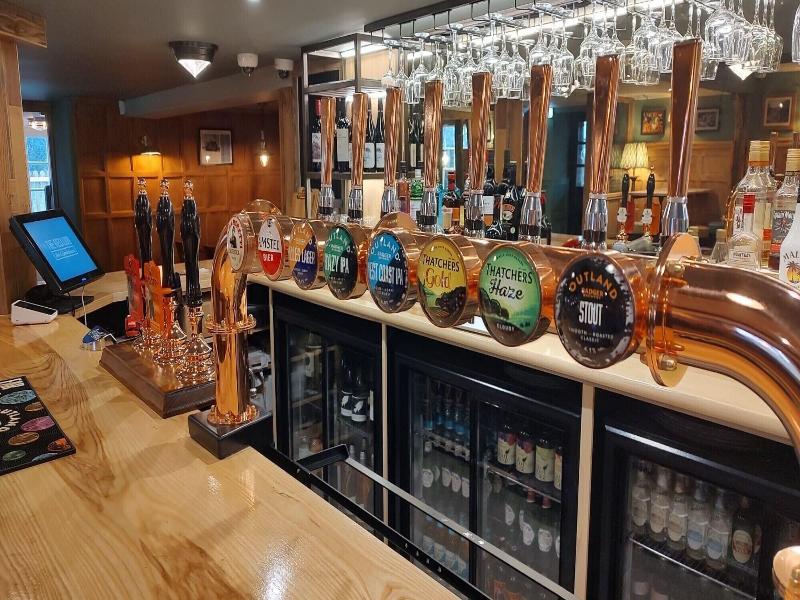 The Red Lion - Bar