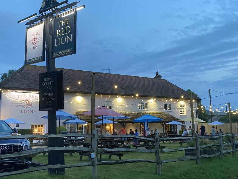 The Red Lion - Genel