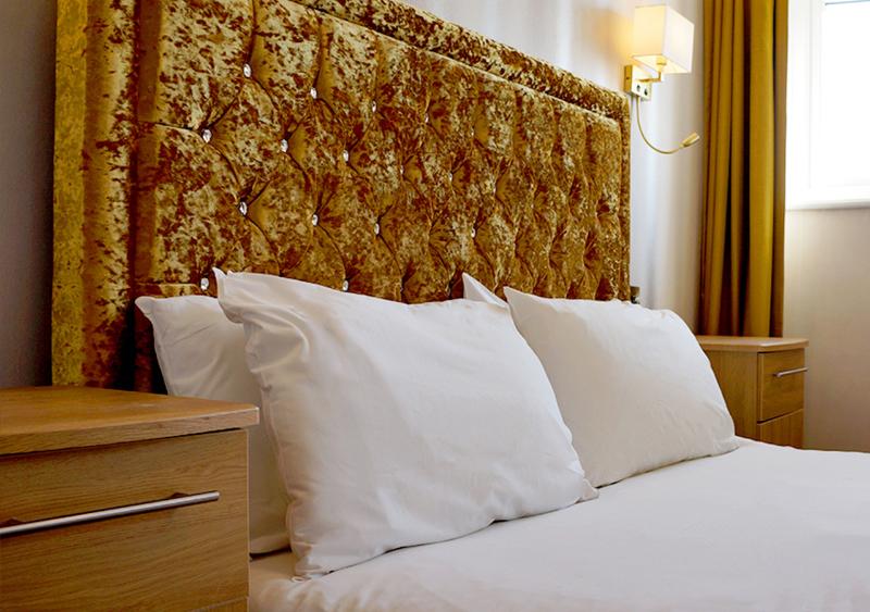 The Pier Hotel - Oda
