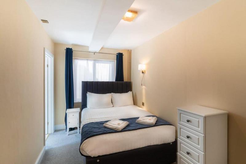 The Pier Hotel - Oda