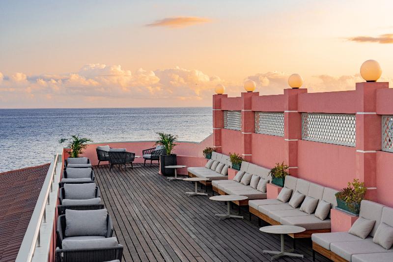 Terceira Mar Hotel - Teras