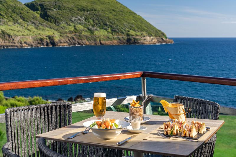Terceira Mar Hotel - Teras
