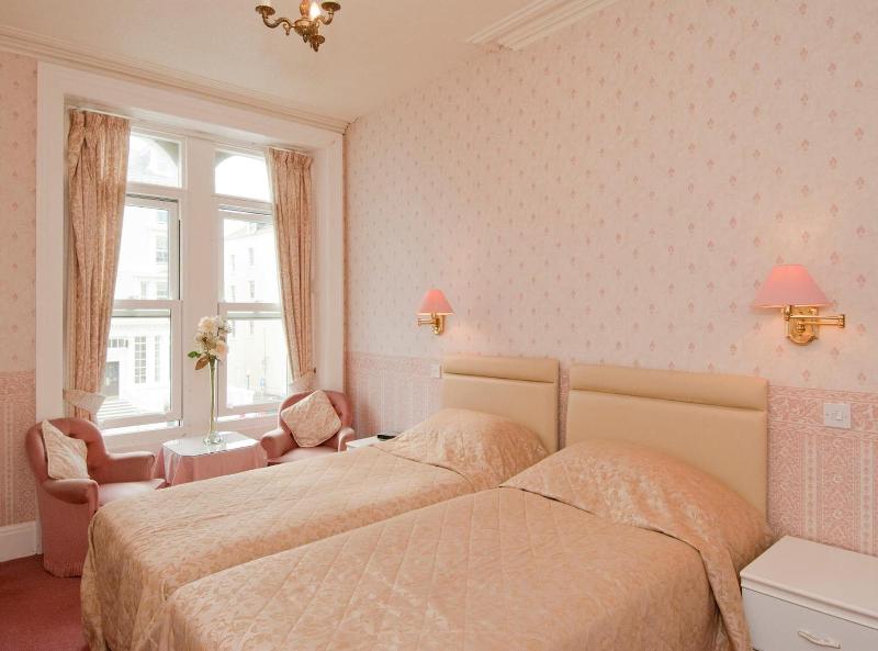 White Heather Hotel - Oda