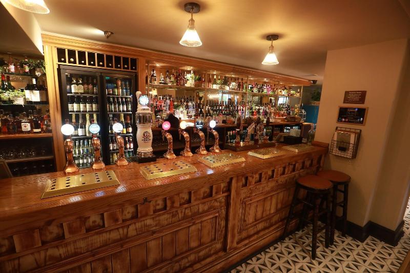 Green Lodge, Wirral by Marston's Inns - Bar