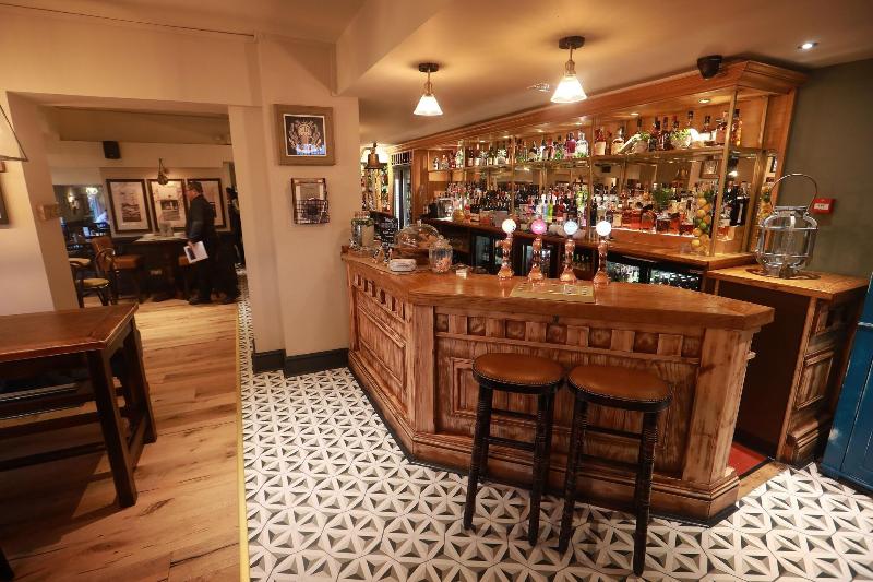 Green Lodge, Wirral by Marston's Inns - Bar