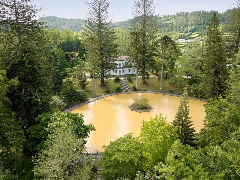Terra Nostra Garden Hotel - Havuz