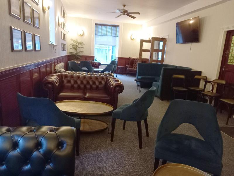 Royal Sportsman Hotel - Lobi