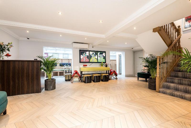 Burnside Hotel - Lobi