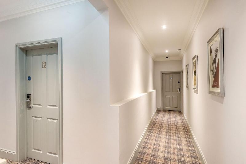 Burnside Hotel - Lobi