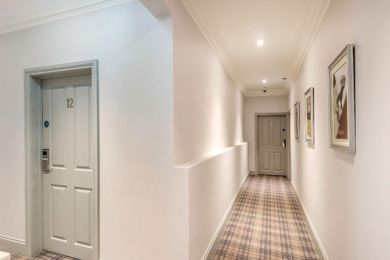 Burnside Hotel - Lobi