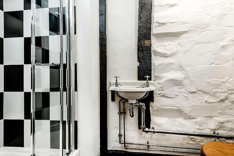 Burnside Hotel - Oda