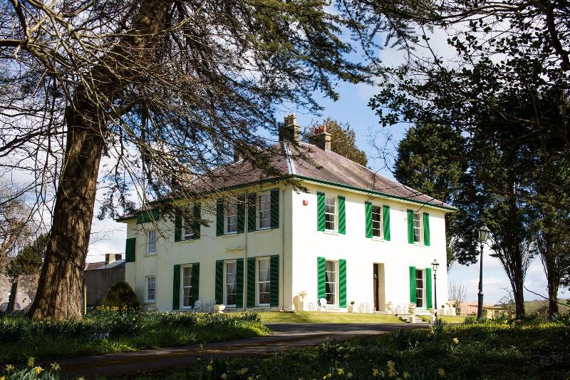Elm Grove Country House - Genel