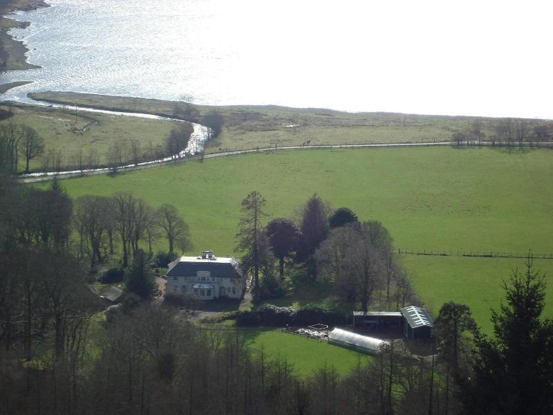 Melfort House - Genel