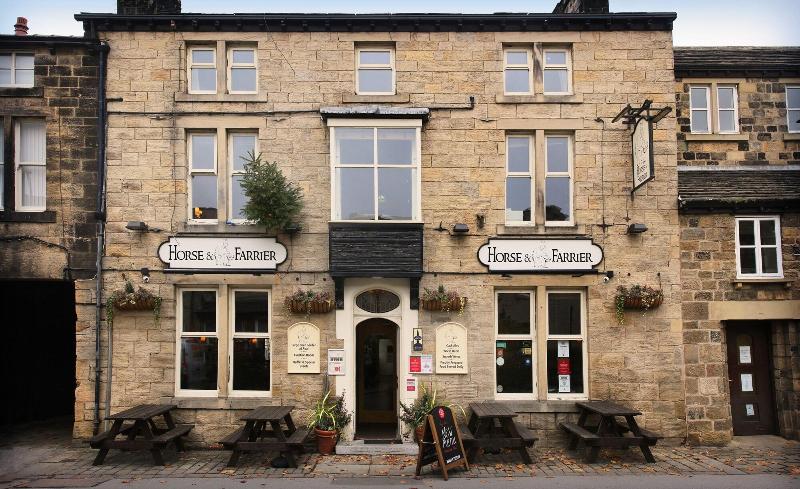 The Horse & Farrier - Genel