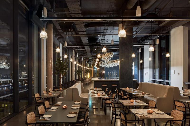 Ark Canary Wharf - Bar
