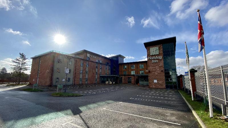 Holiday Inn Manchester Central Park - Genel