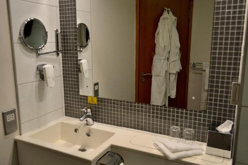 Holiday Inn Manchester Central Park - Oda